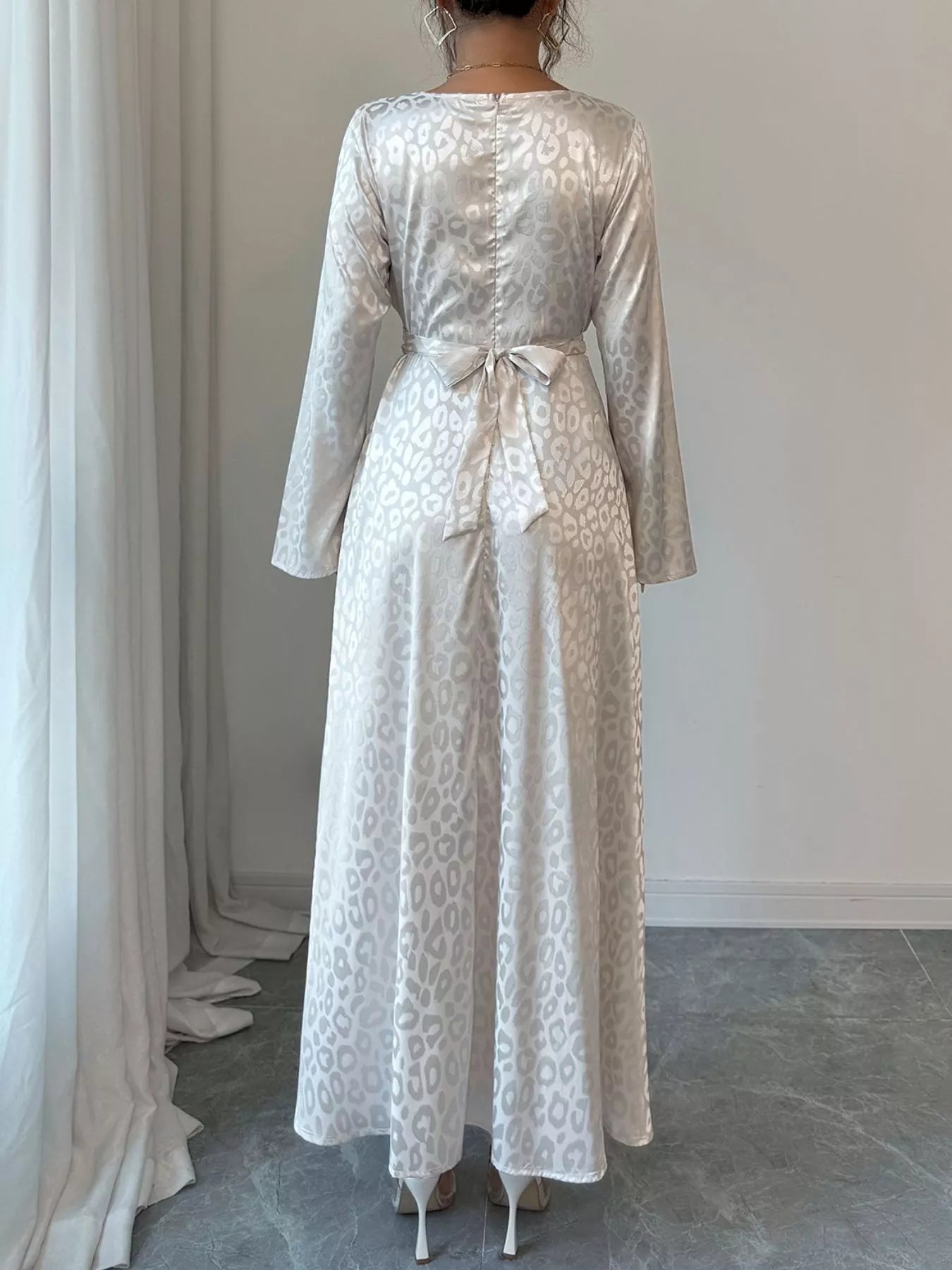 Leopard Long Sleeve Tie Back Maxi Dress