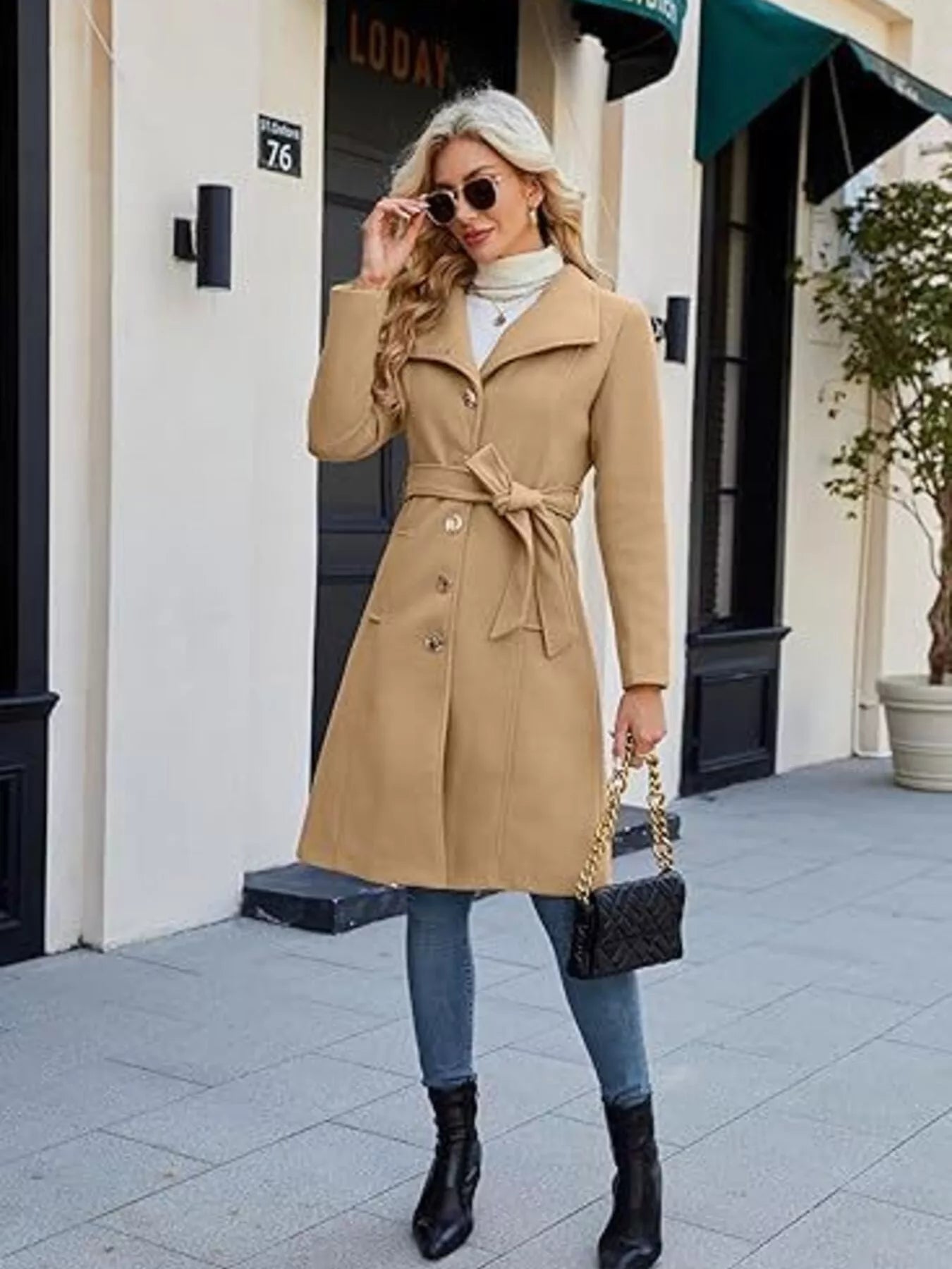 Single-Breasted Collared Neck Overcoat