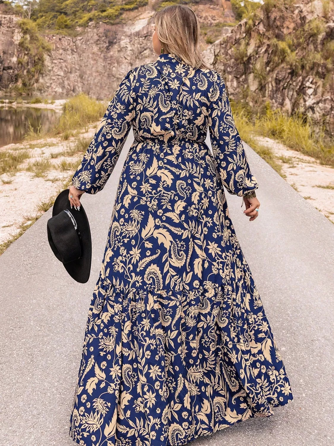 Plus Size Floral Print Long Sleeve Maxi Dress