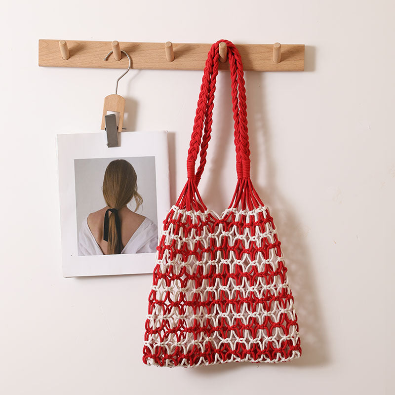 Summer Straw Woven Bag With Lace Up Pattern Suitable For Women Beach Vacation Beach Bag One Size Color Matching Twist Red inside