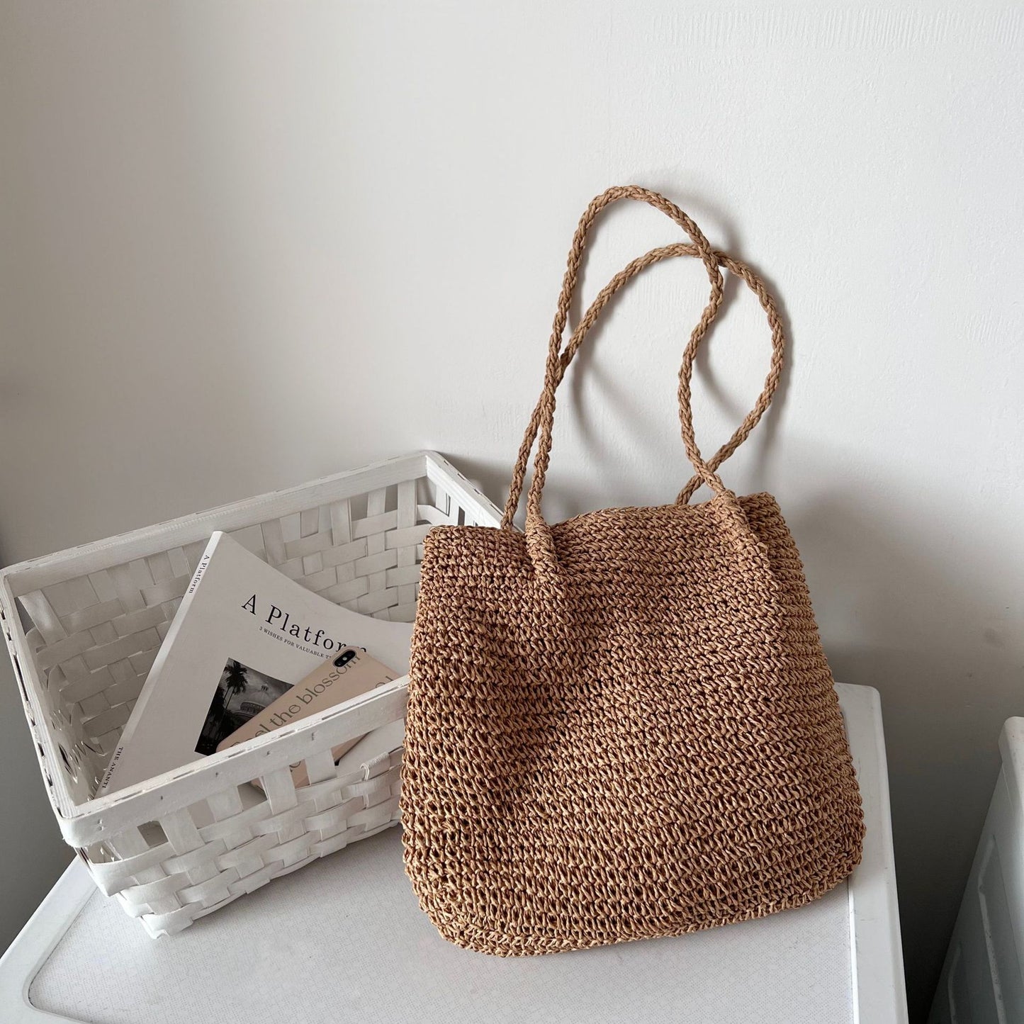 One Shoulder Large Capacity Straw Bag Portable Simplicity Casual Straw Bag Woven Bag Seaside Vacation Beach Bag Rattan Weave Bag Women One Size Coffee