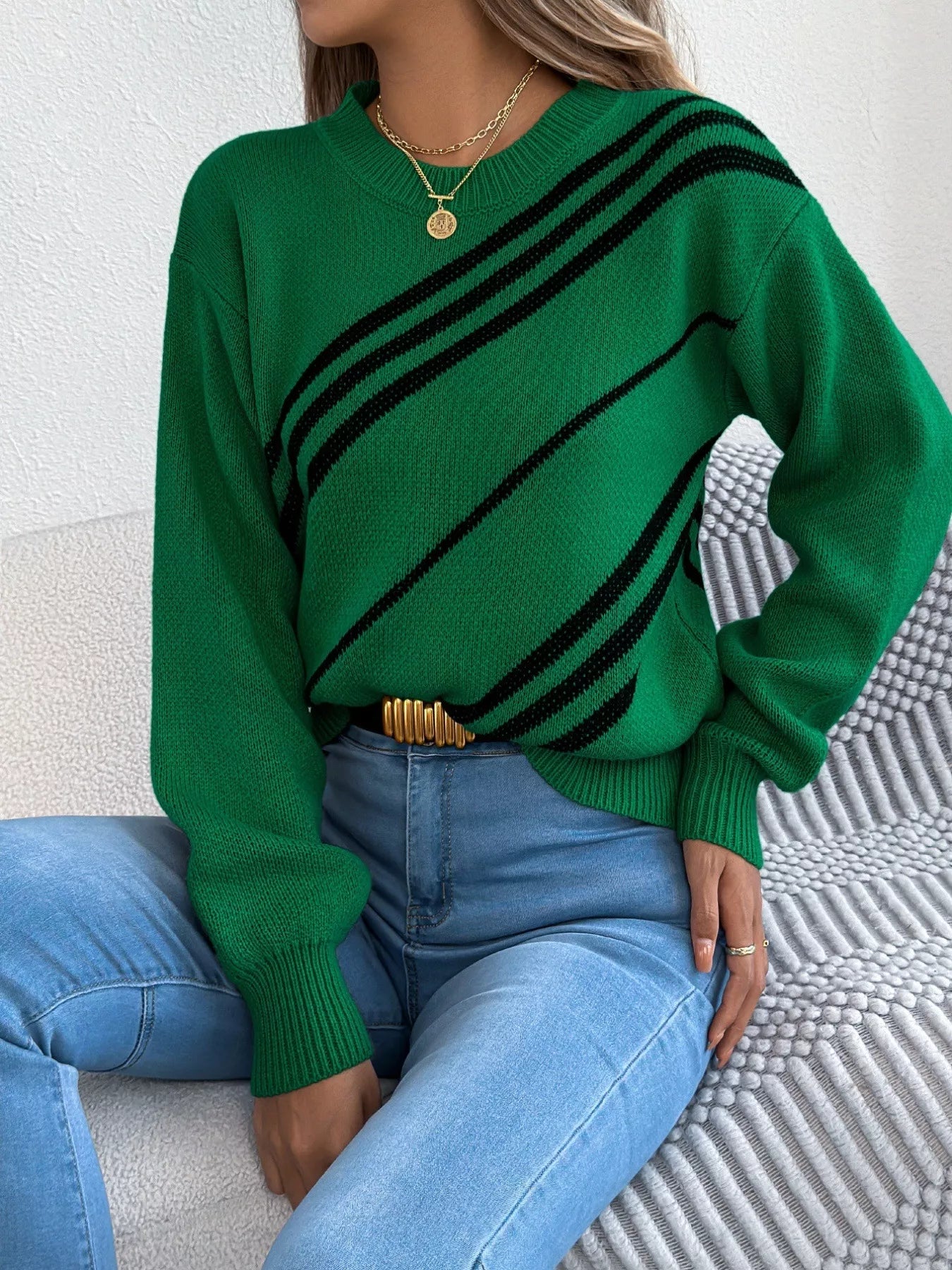 Striped Pattern Casual Round Neck Sweater