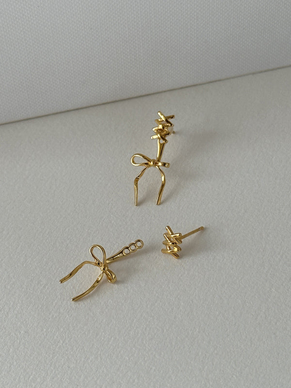 Modern 925 silver needle bow ribbon cute new earrings Golden FREESIZE