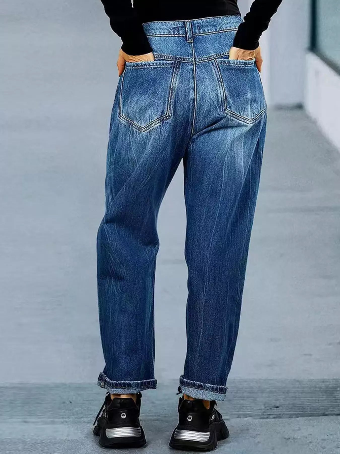 Wide Leg Jeans with Pockets