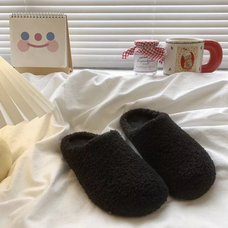 Round Toe Fuzzy Indoor Slippers Black