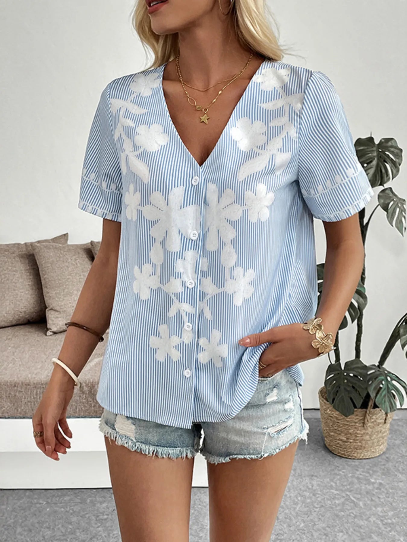 Floral Striped V-Neck Short Sleeve Shirt