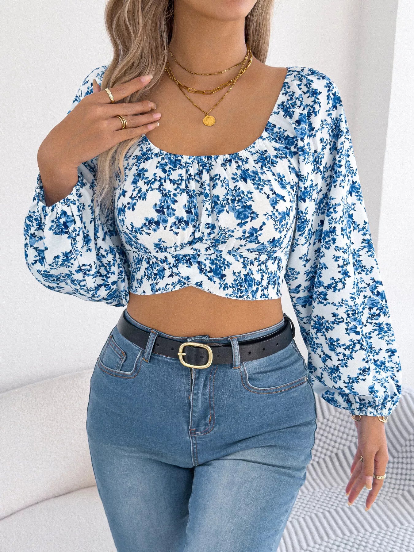 Floral Balloon Sleeve Square Neck Crop Blouse