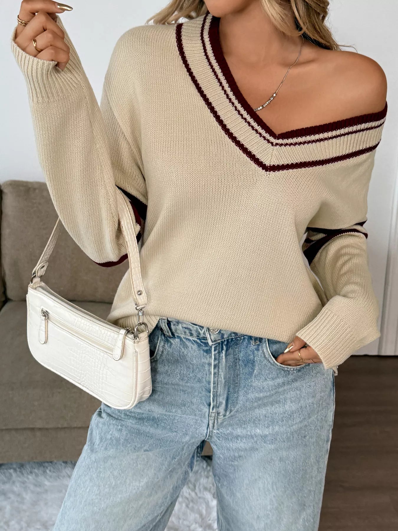 Contrast Trim V-Neck Long Sleeve Sweater