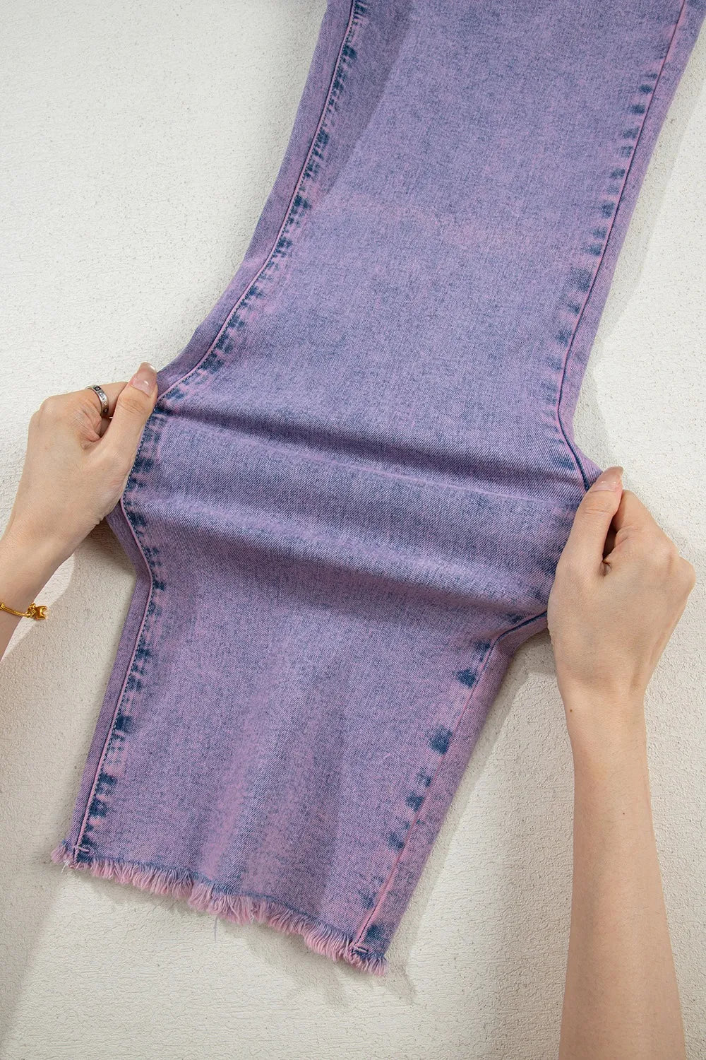 Washed Raw Hem Cropped Jeans