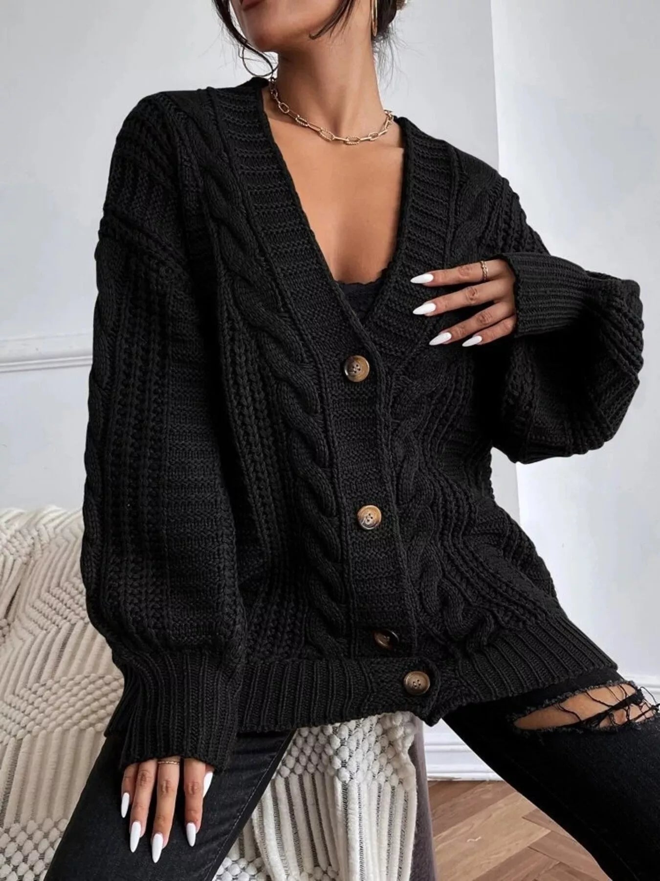 Chunky Knit Cable Knit Button-Up Cardigan Black