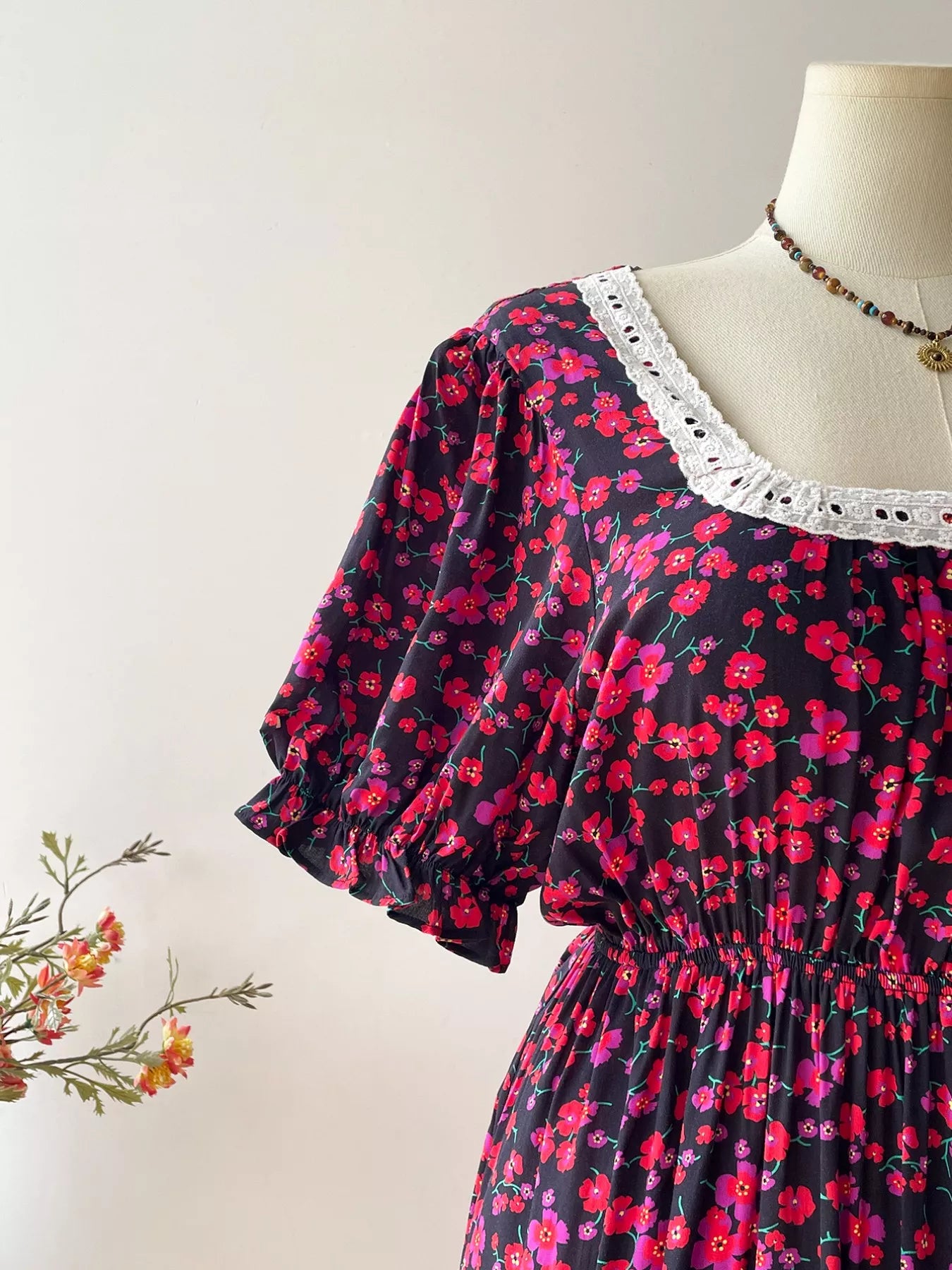 Plus Size Floral Square Neck Short Sleeve Dress