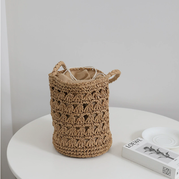 Fresh Straw Bag Summer Woven Tote All Matching Hollow Out Cutout Bucket Rattan Weave Bag Women Bag One Size French hollow