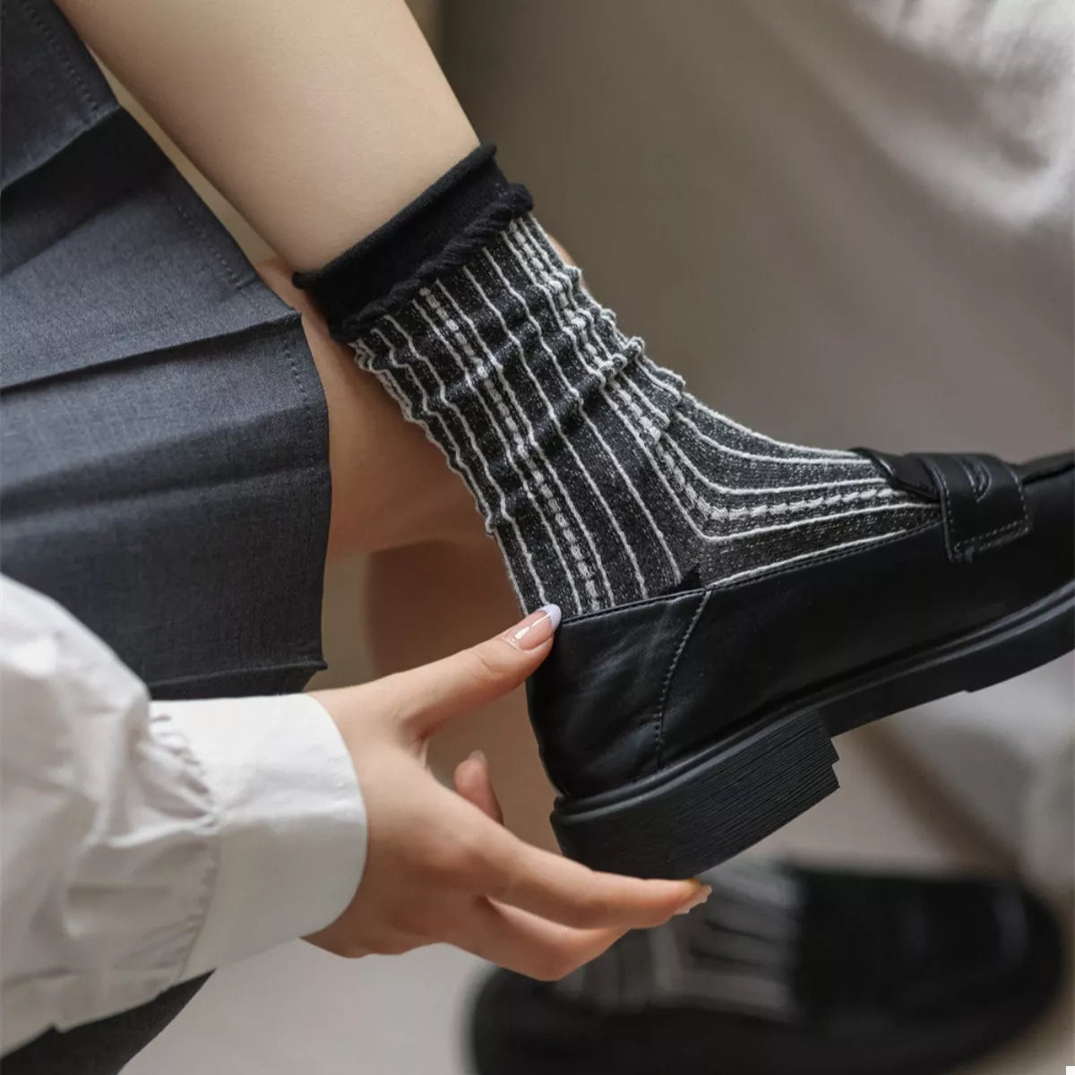 Two-Tone Cotton Knit Crew Socks