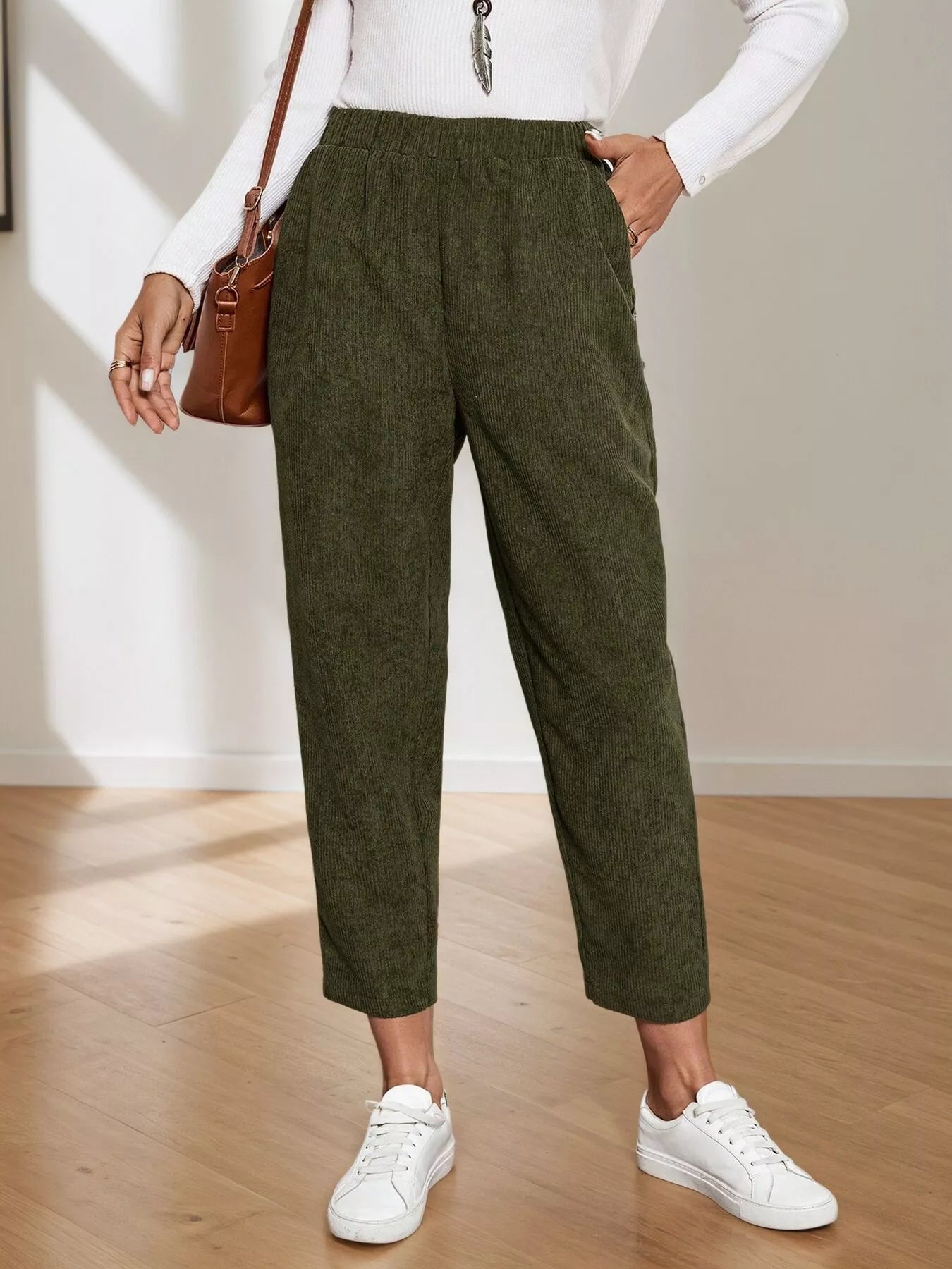 Corduroy Elastic Waist Cropped Pants Green
