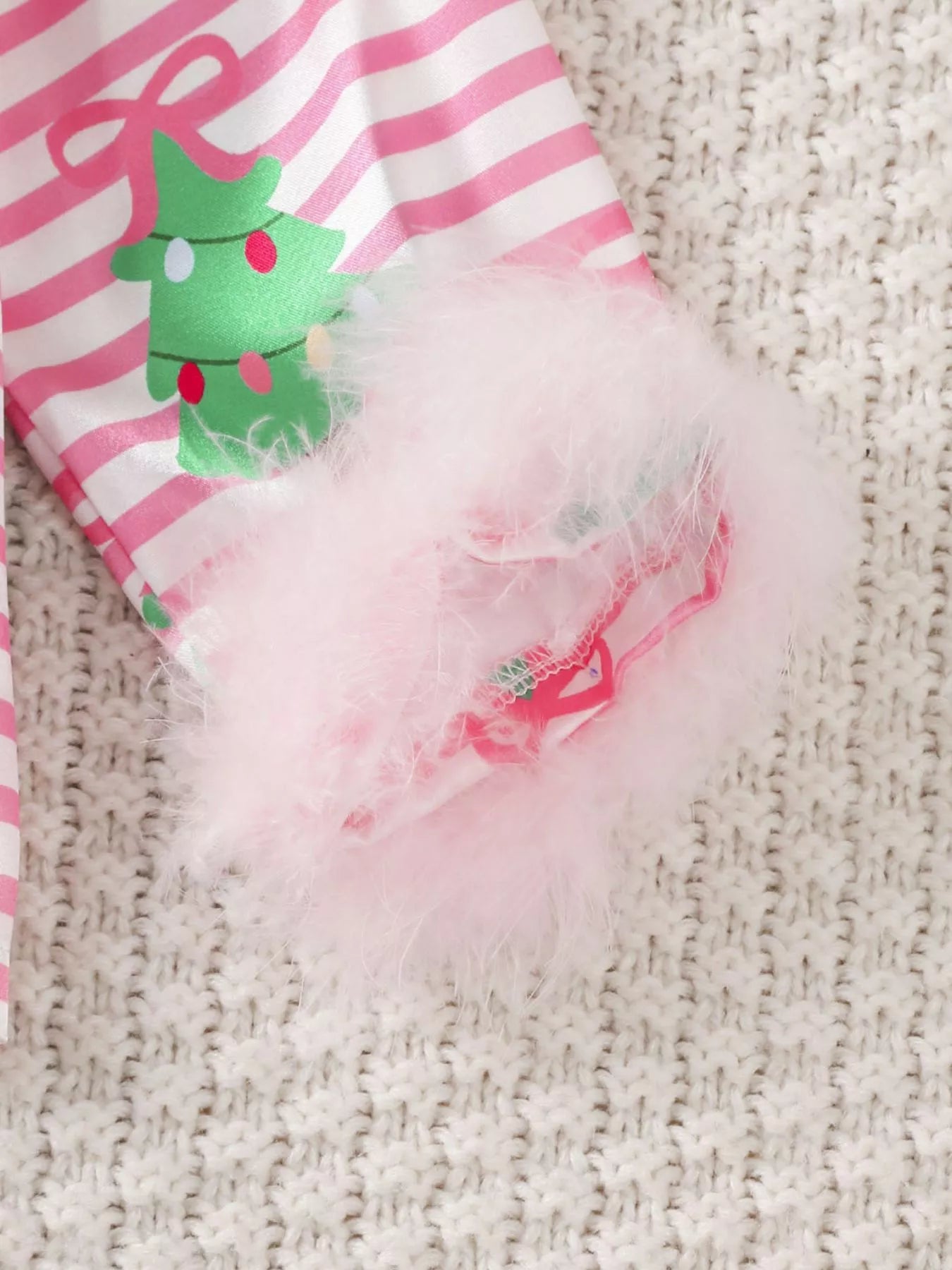 Children's Christmas Tree Print Fluffy Cuff Pajama Set