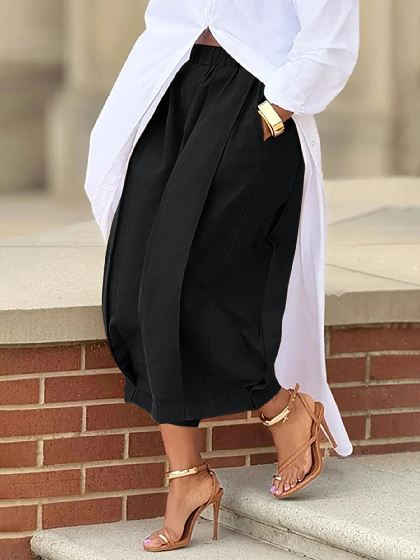 Plus Size Wide Leg Pleated Detail Cropped Pants