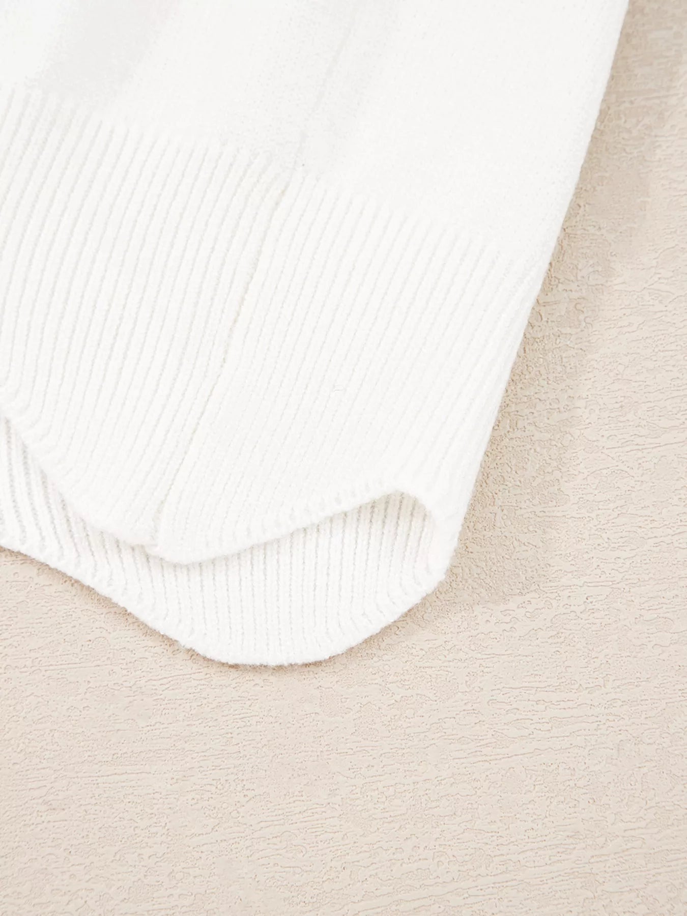 Floral Embroidered Scallop Hem Cropped Sweater