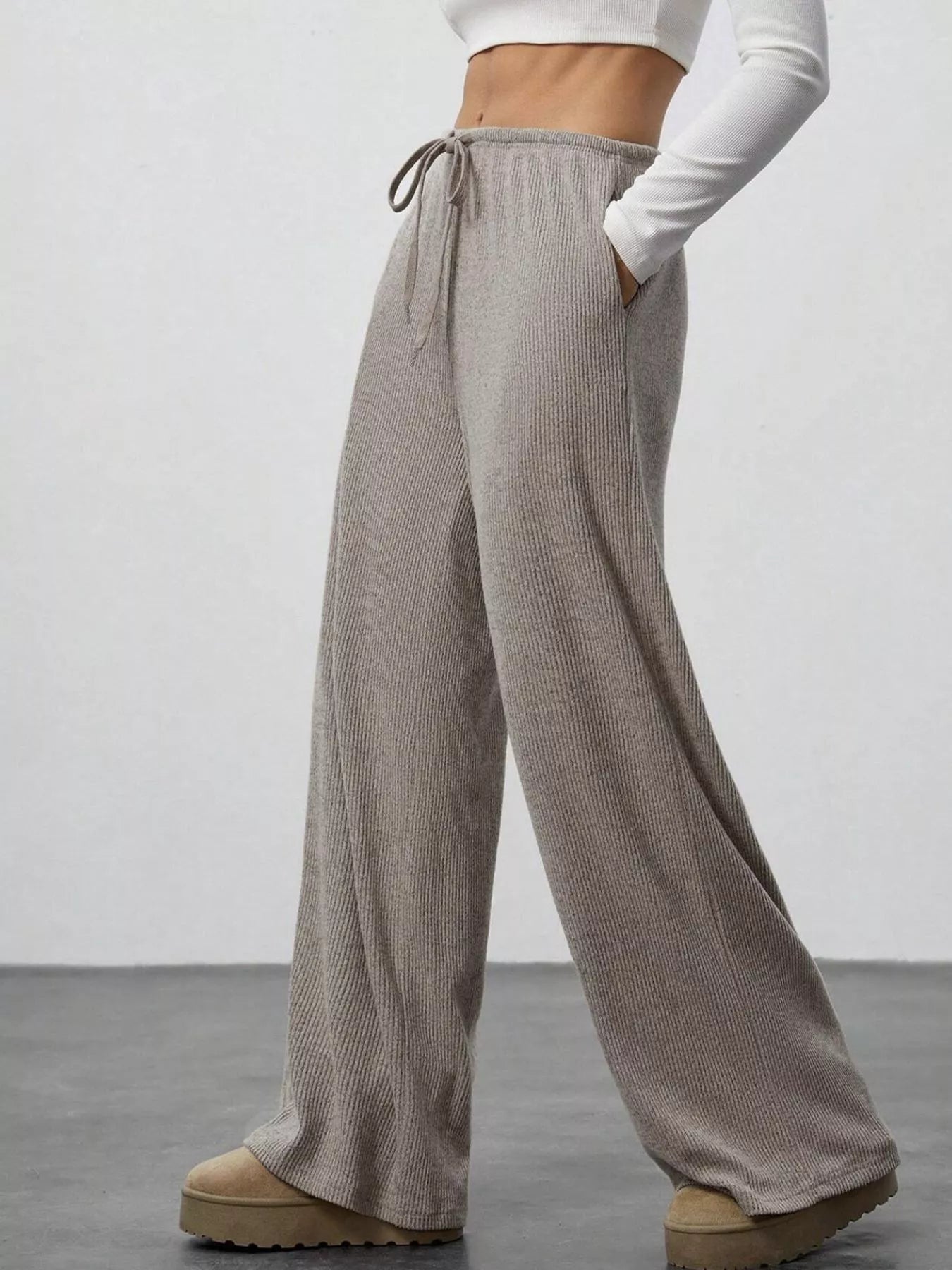 Relaxed Fit Wide Leg Pants