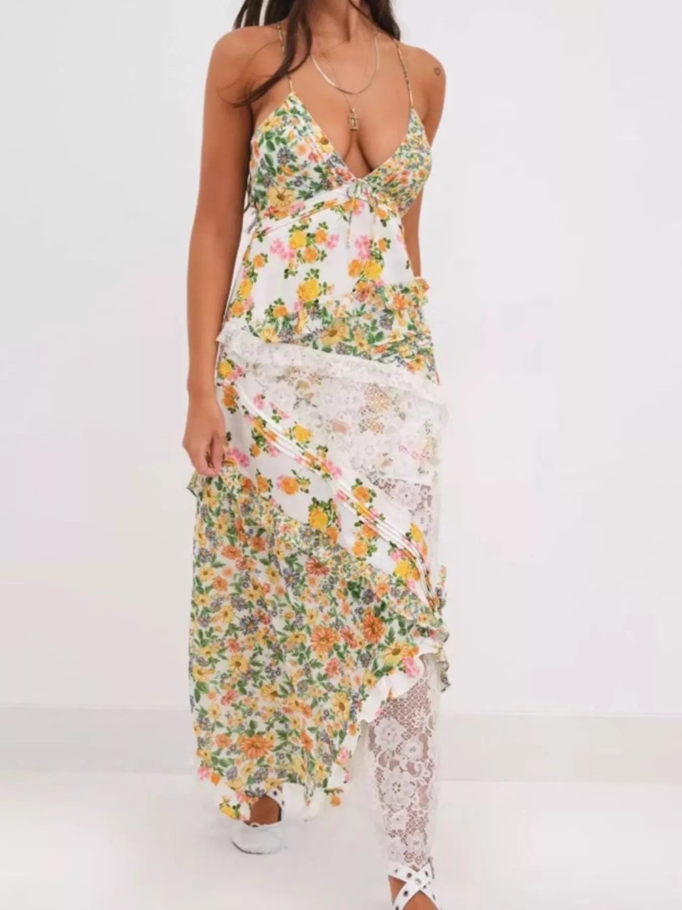 Lace Detail Ruffled Floral V-Neck Maxi Dress