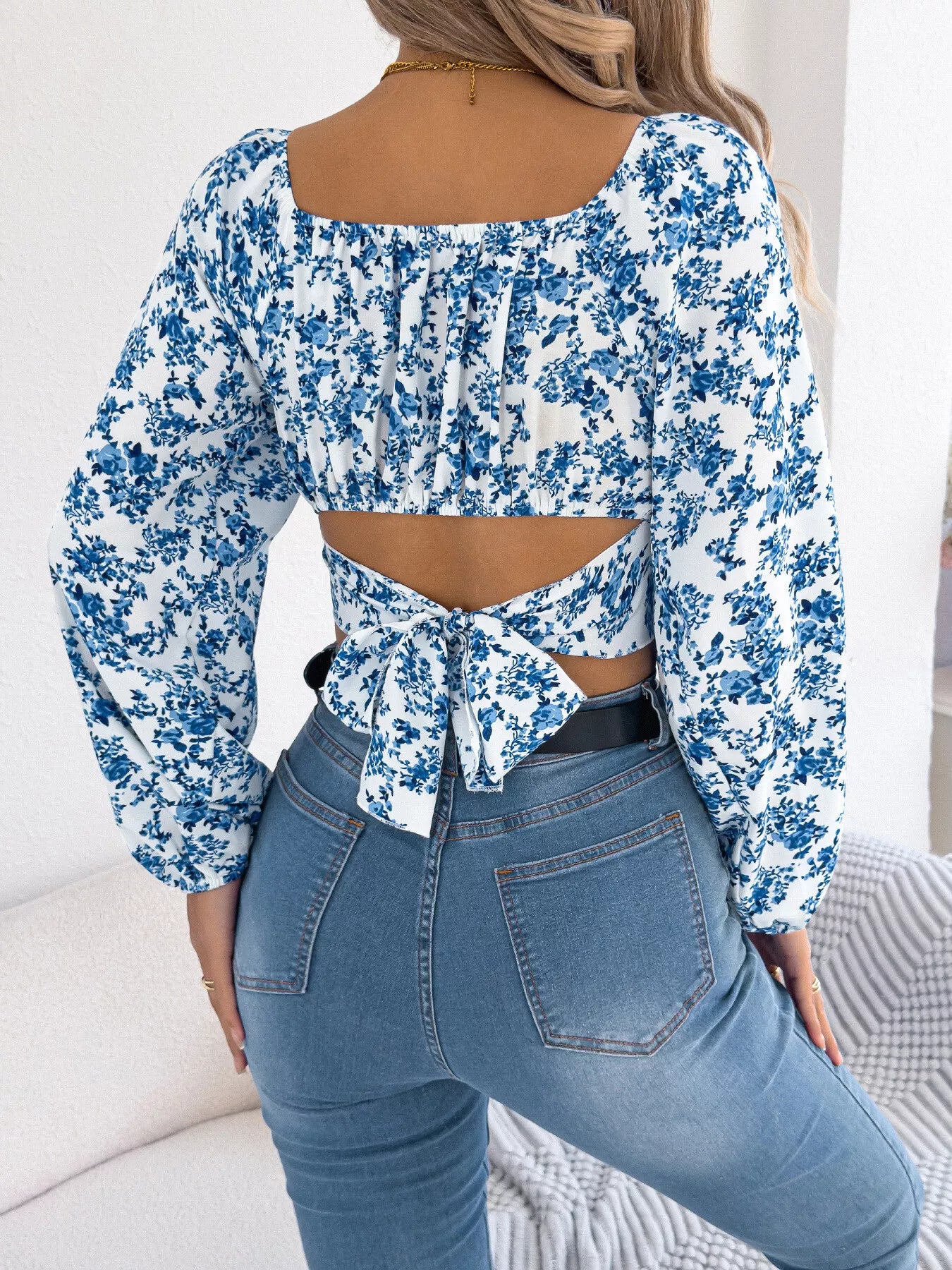 Floral Balloon Sleeve Square Neck Crop Blouse