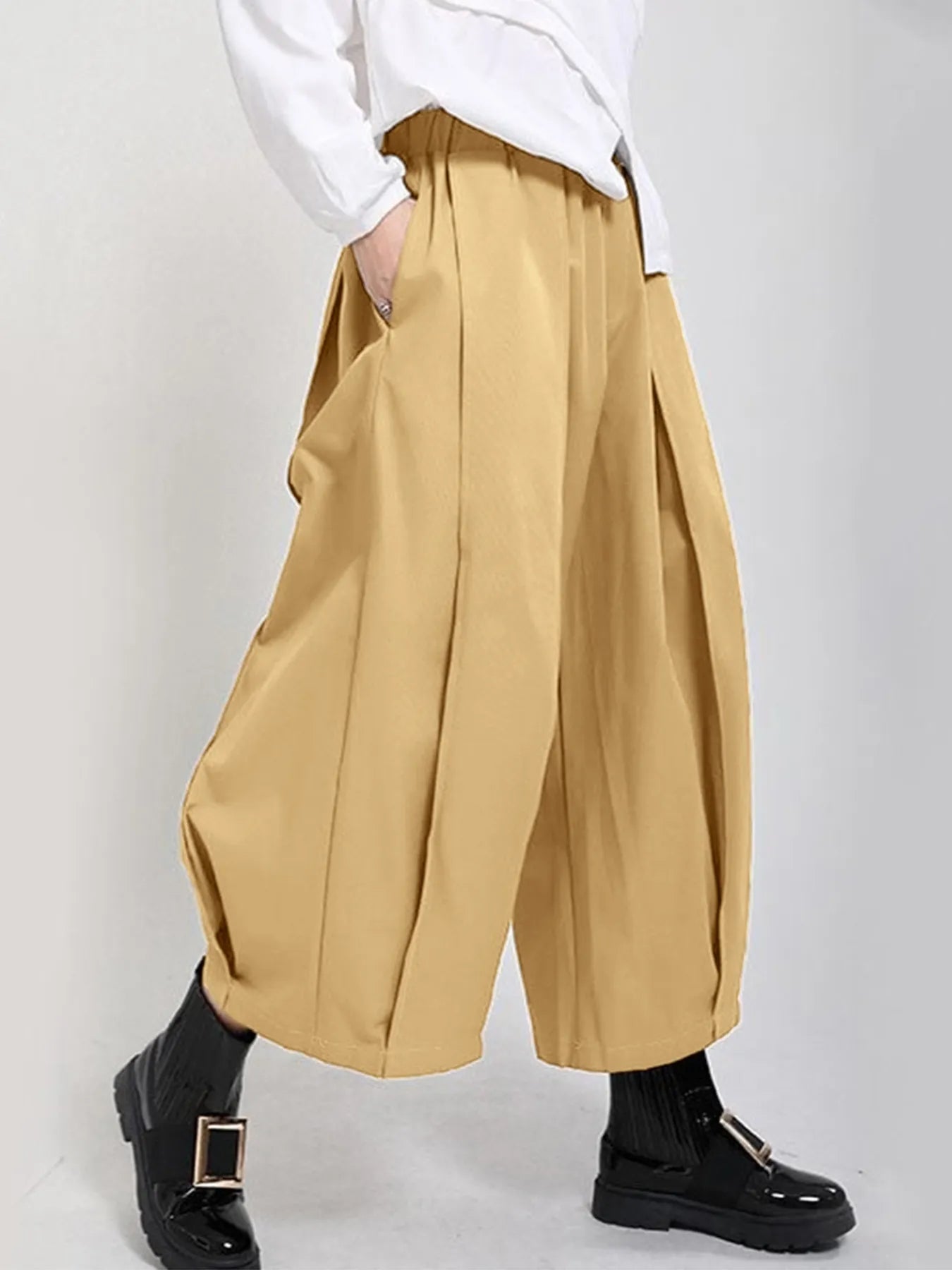 Plus Size Wide Leg Pleated Detail Cropped Pants Tan