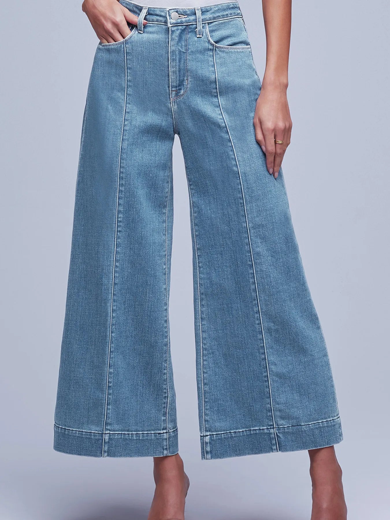 Seam Detail Flared Bottom Ankle Length Jeans Light Blue