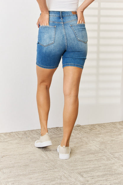 Judy Blue High-Waist Tummy Control Bermuda Shorts