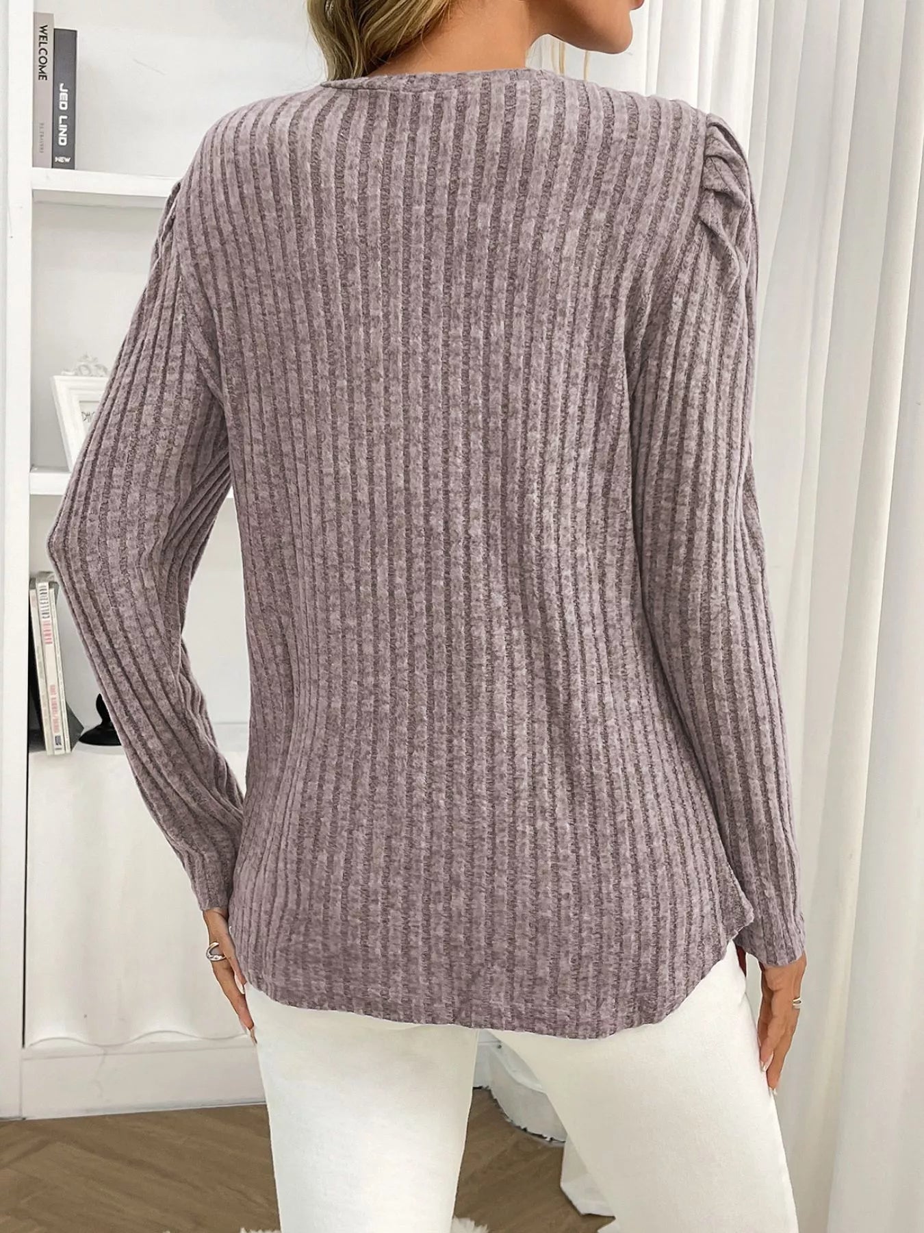 Round Neck Puff Sleeve T-Shirt