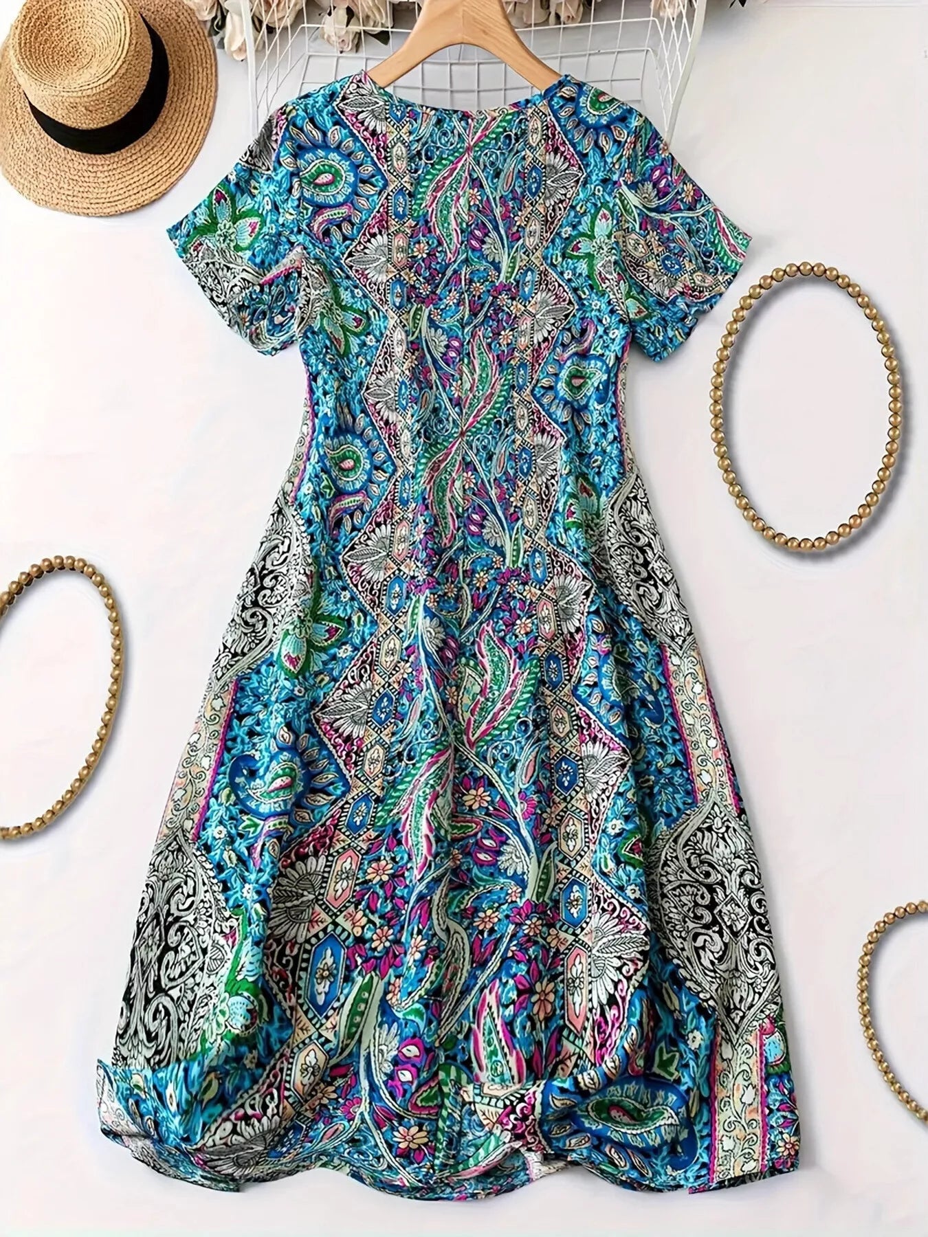 Plus Size Paisley Print V-Neck Short Sleeve Dress