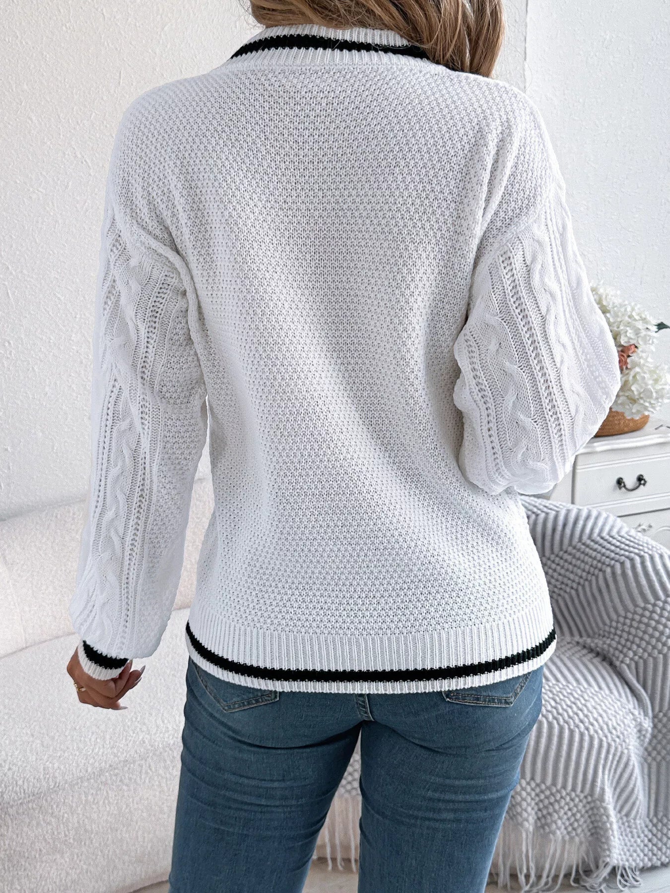 Cable Knit V-Neck Long Sleeve Sweater