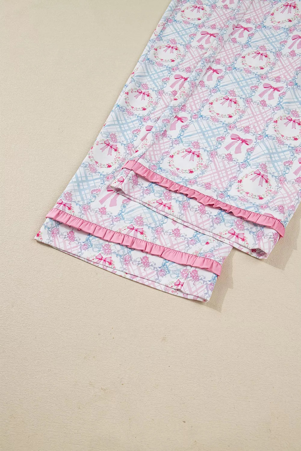 Wreath Pattern Christmas Tied Front Long Sleeve 2pcs Pajama Set