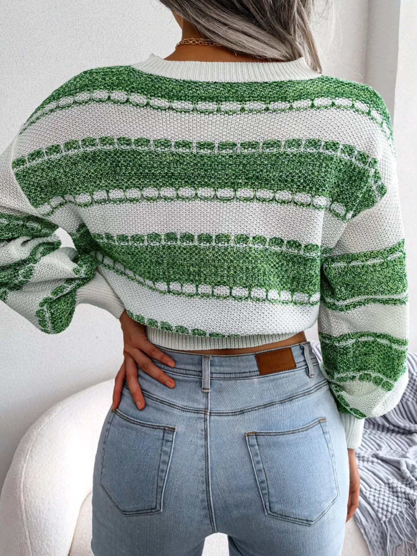 Color Block Round Neck Cropped Sweater