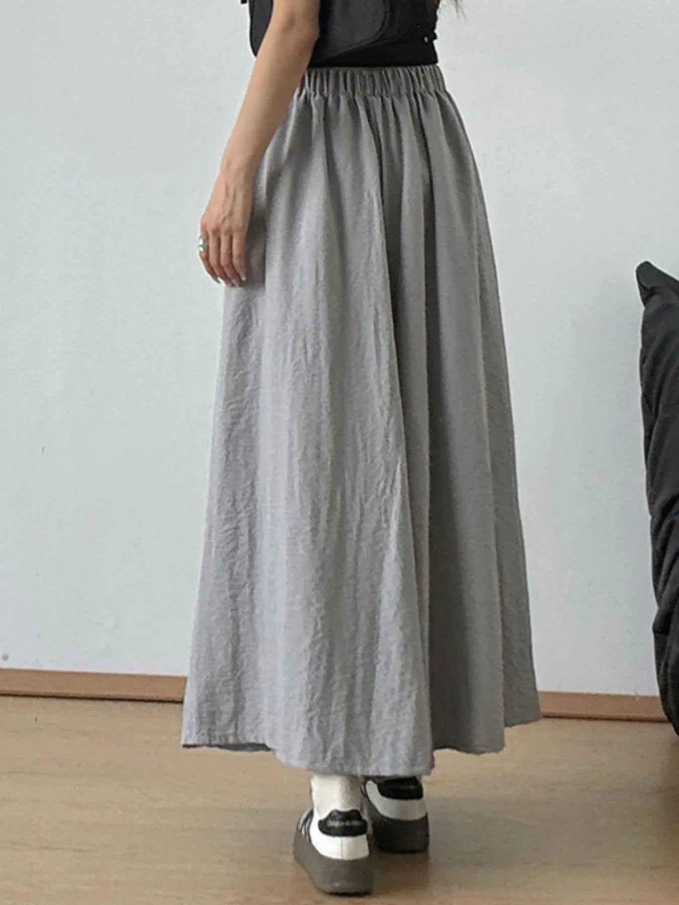Wide-Leg Elastic Waist Pants