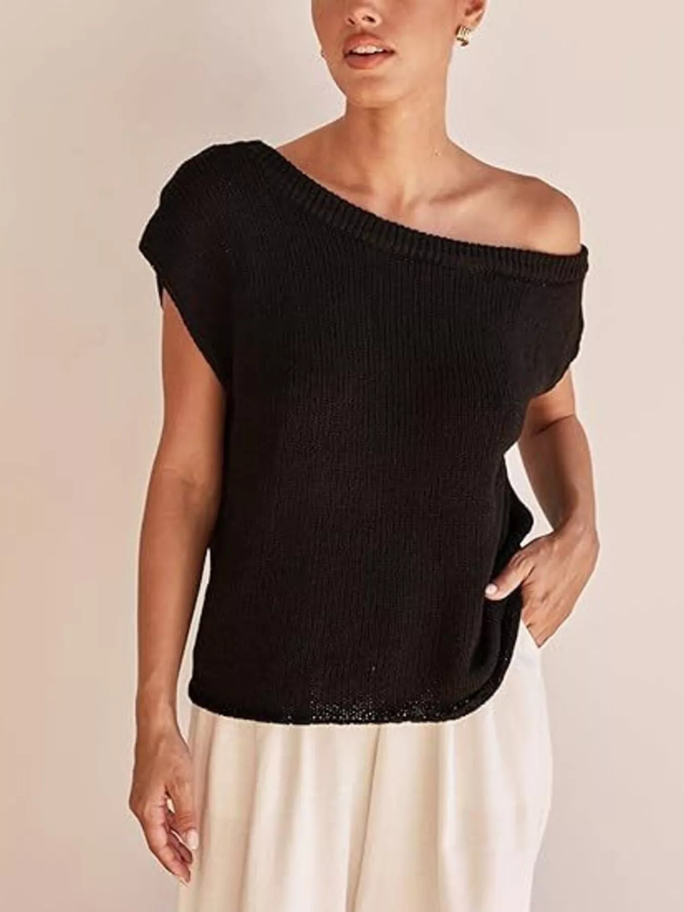 One-Shoulder Knit Sweater Black