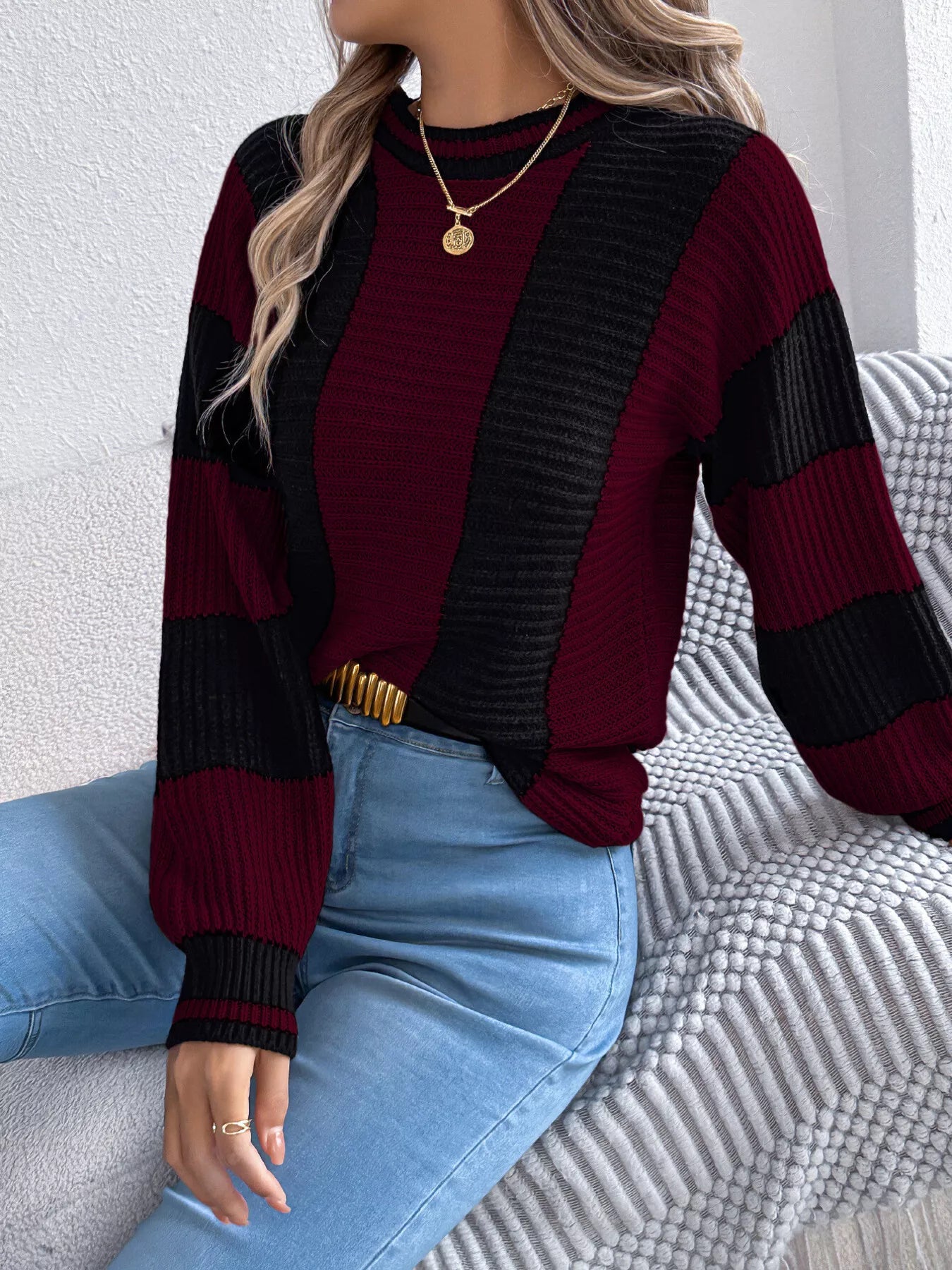 Color Block Round Neck Sweater Burgundy