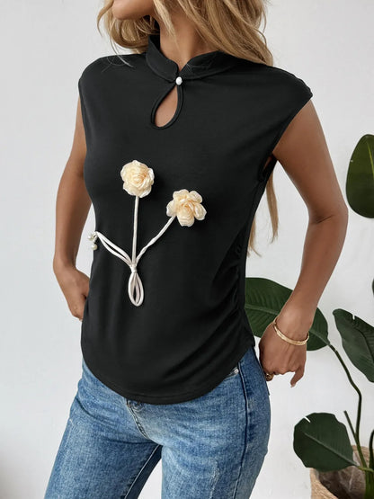 Floral Applique Keyhole Sleeveless Top