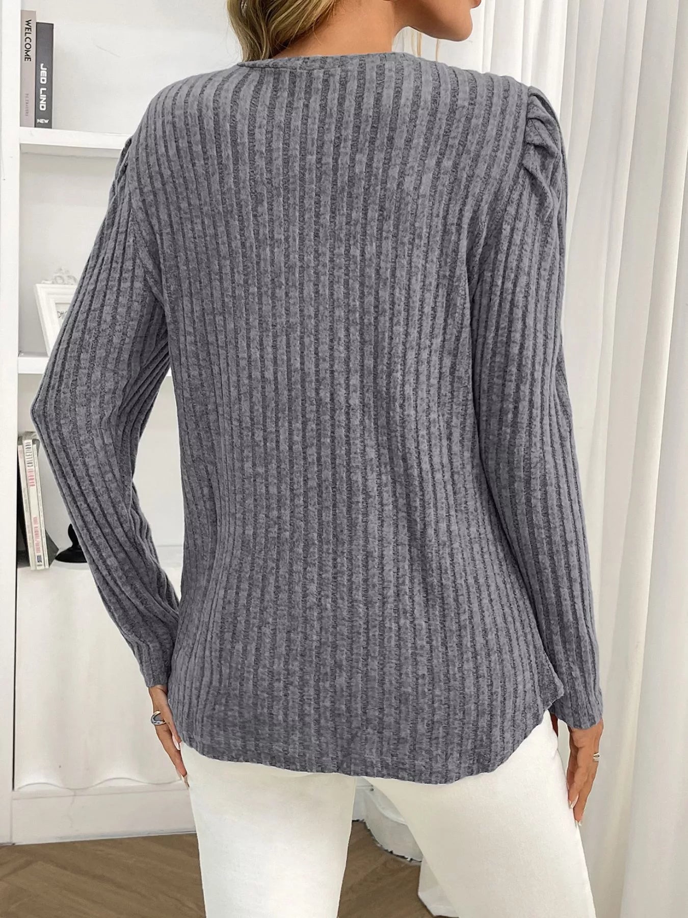 Round Neck Puff Sleeve T-Shirt