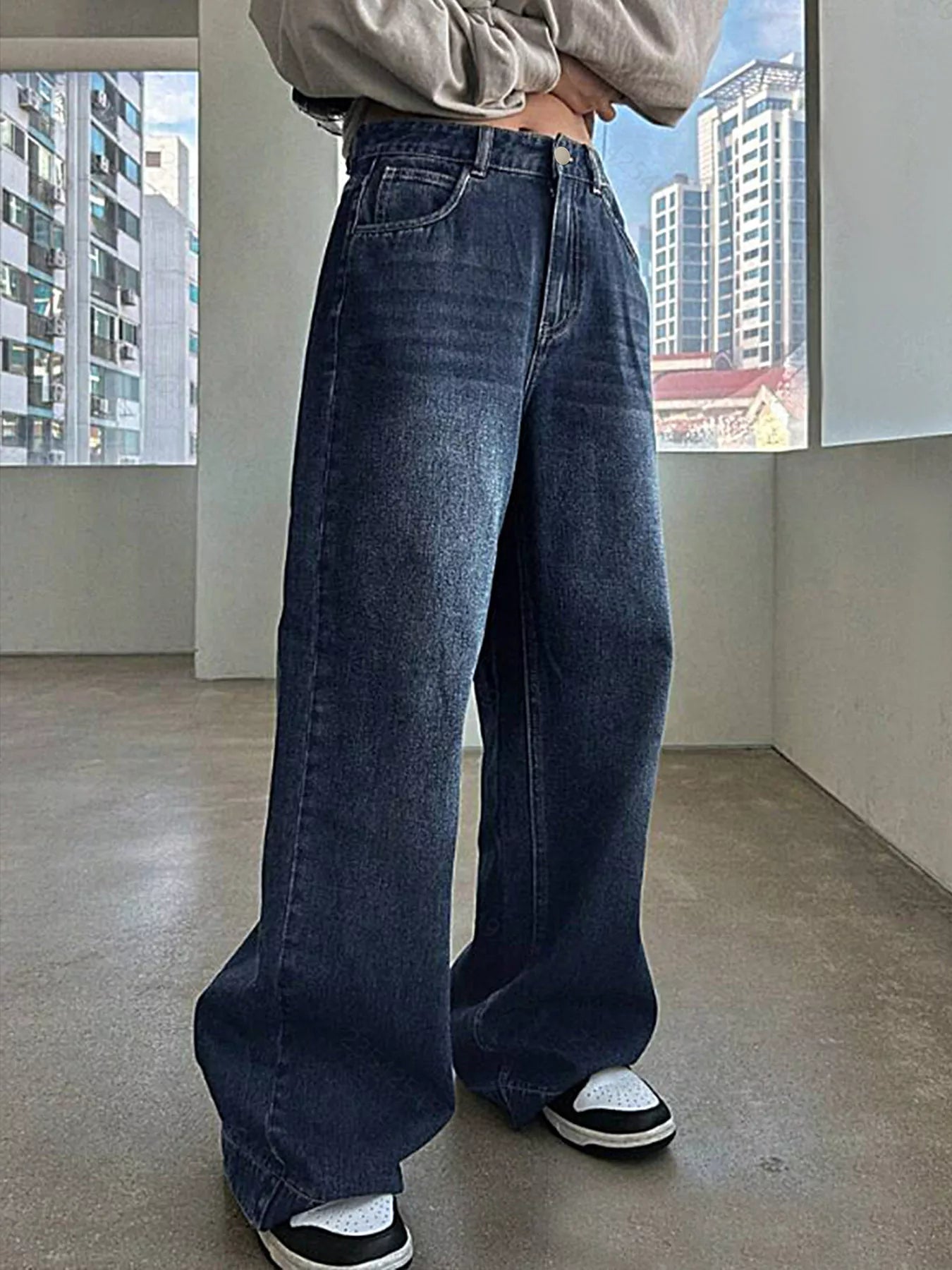 Vintage Wash Wide Leg Jeans