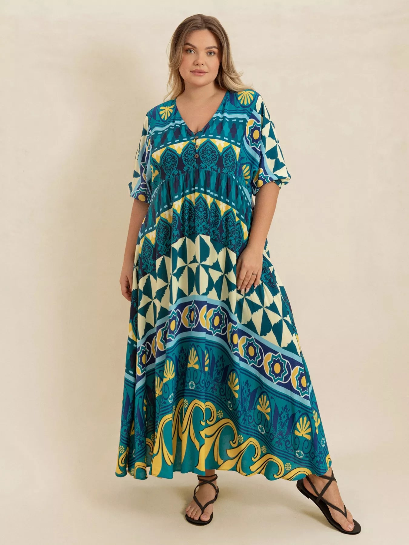 Plus Size Printed V-Neck Half Sleeve Midi Dress