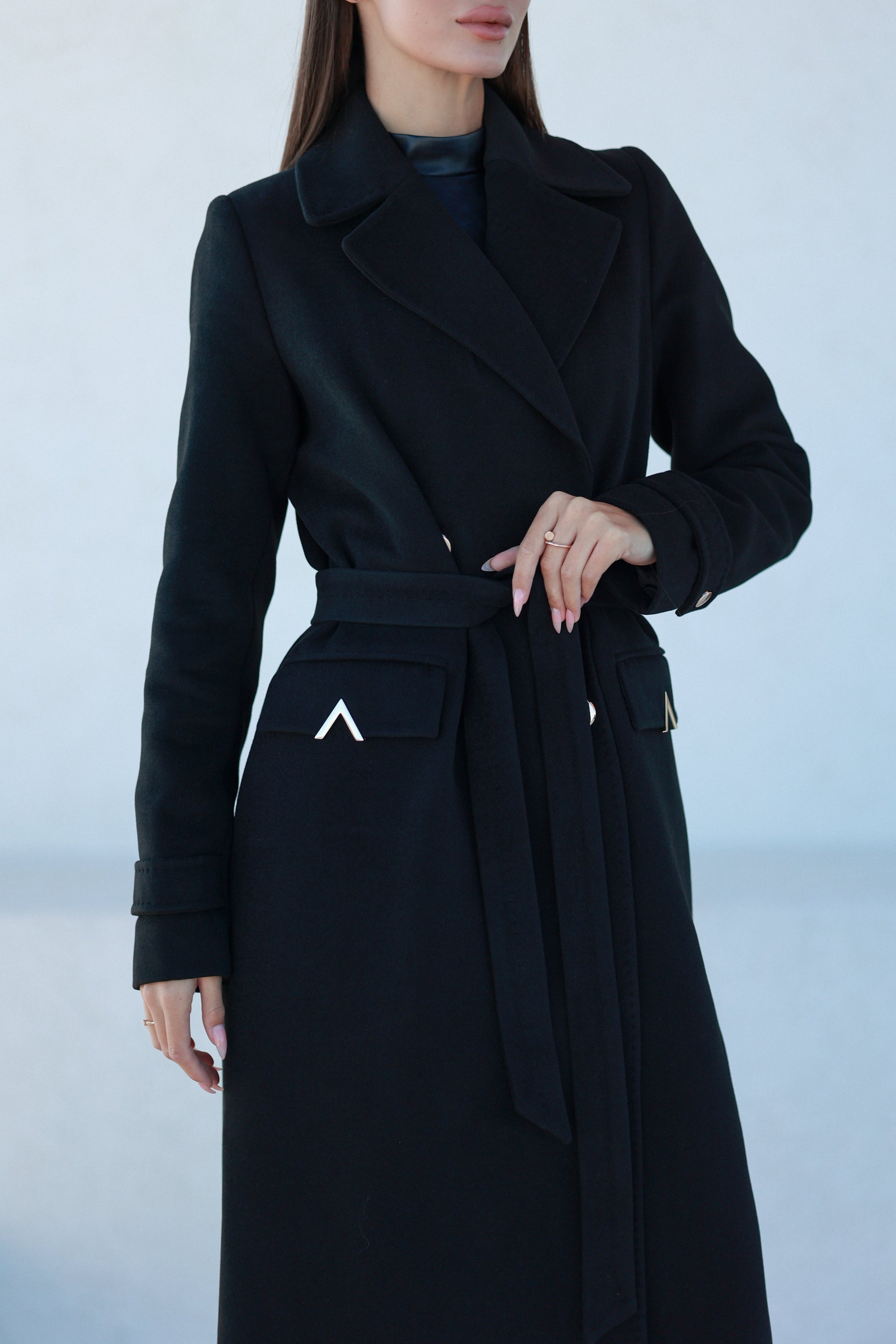 Alaska Classic Cashmere Blend Overcoat in Black