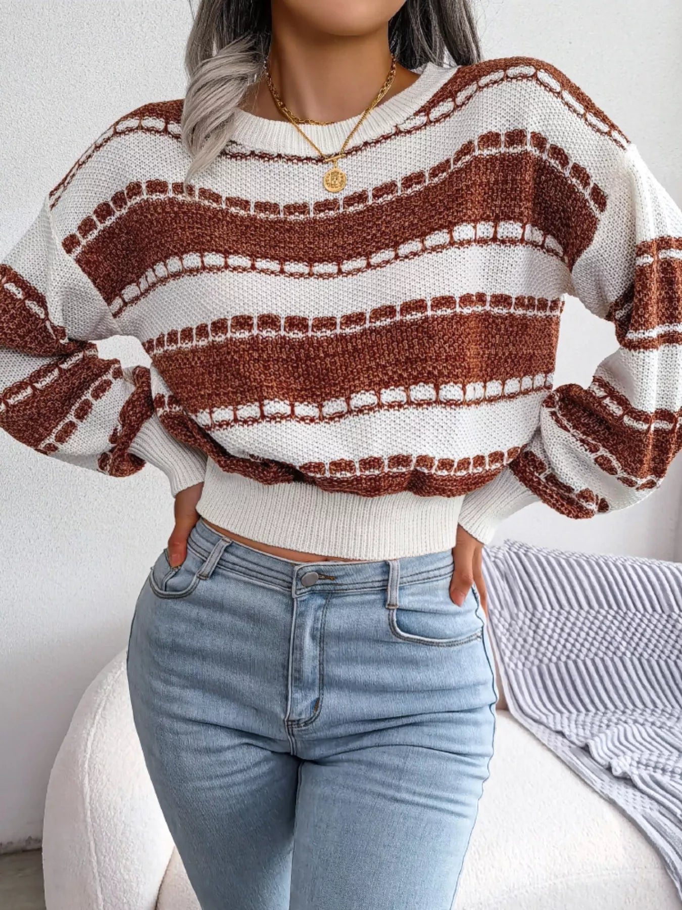 Color Block Round Neck Cropped Sweater
