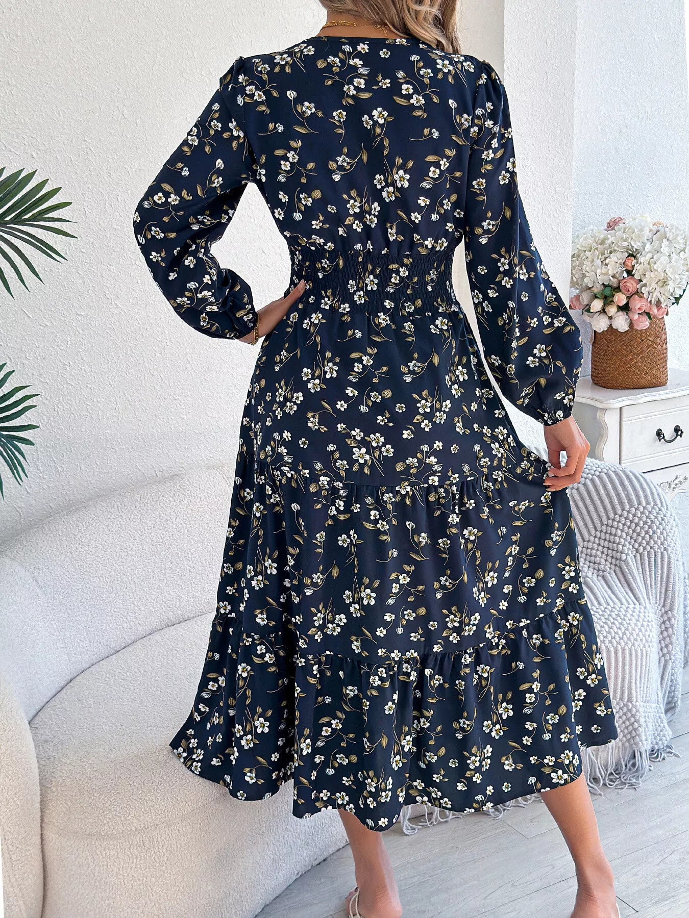 Floral Print Long Sleeve V-Neck Midi Dress