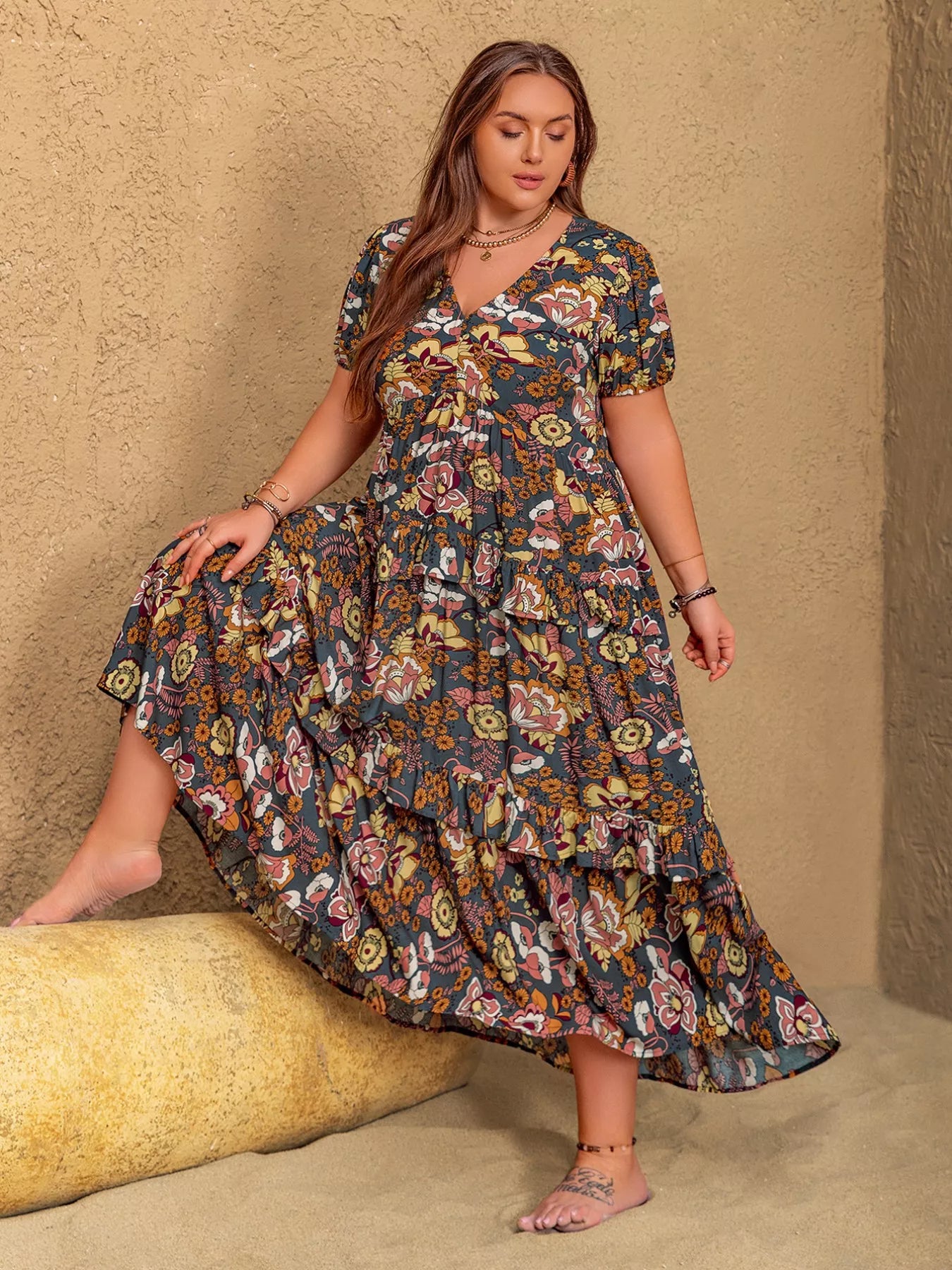 Plus Size V-Neck Short Sleeve Midi Dress