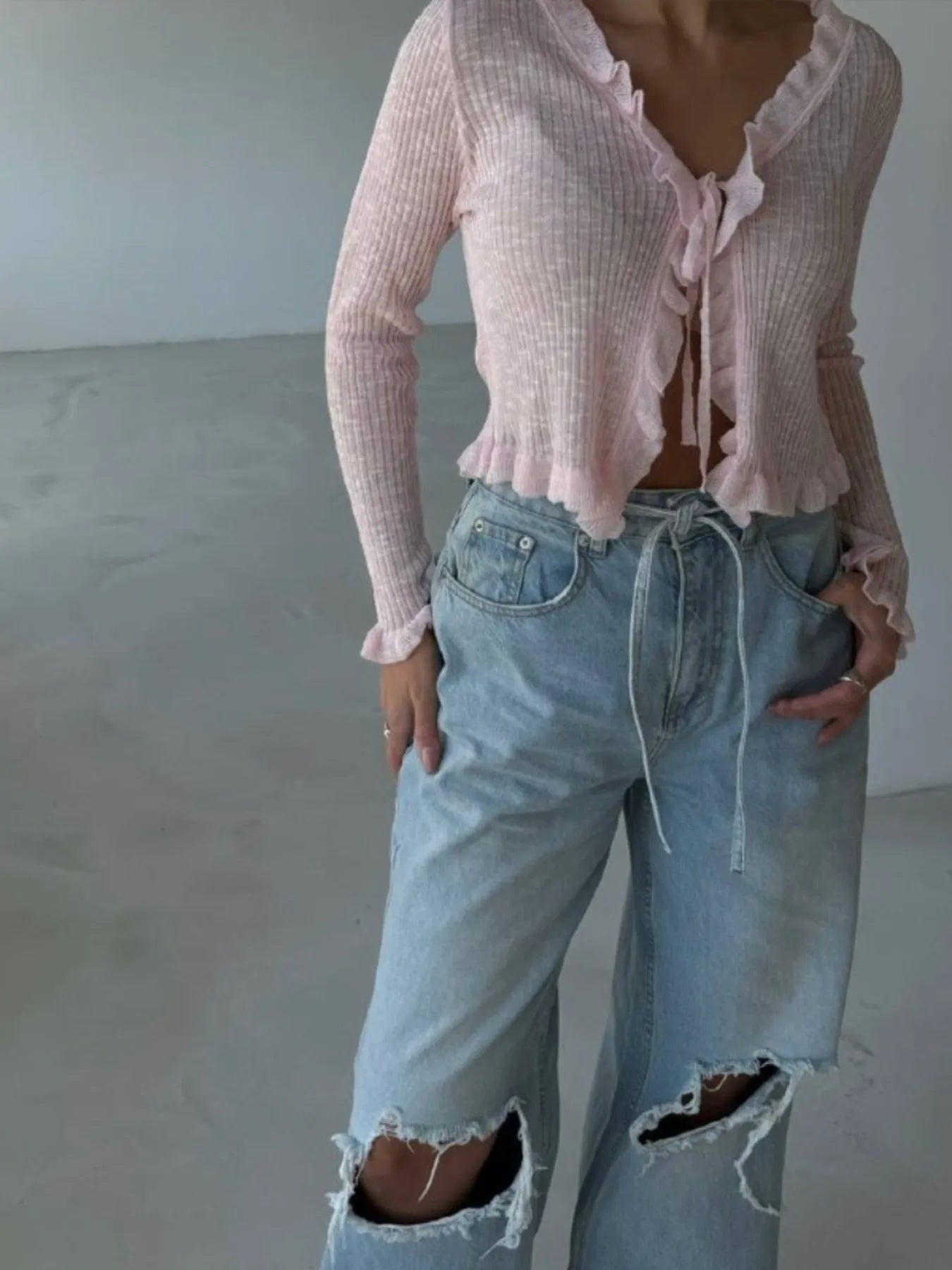 Distressed Wide Leg Jeans
