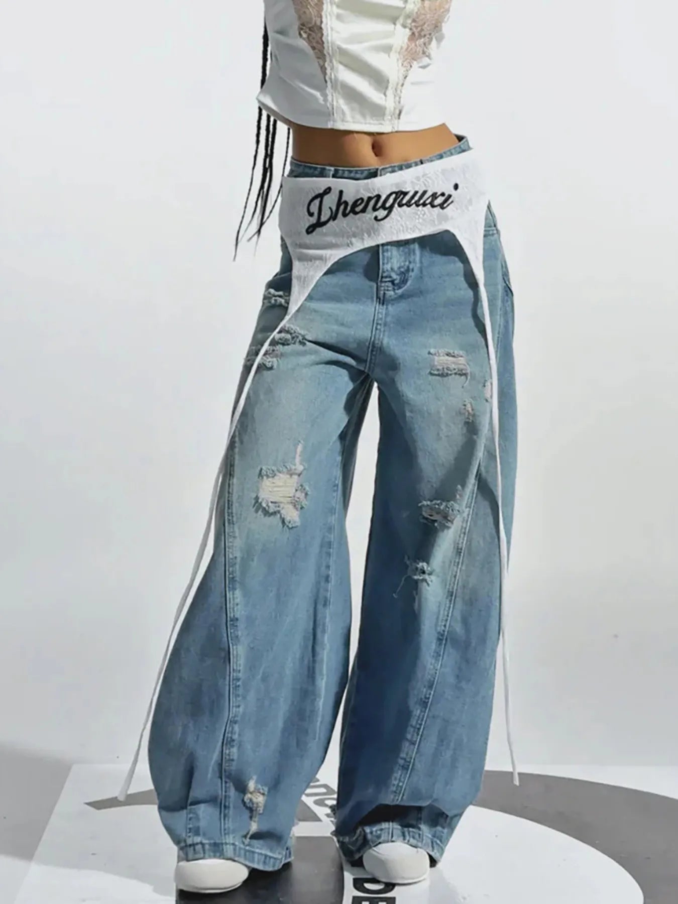 Distressed Wide Leg Jeans