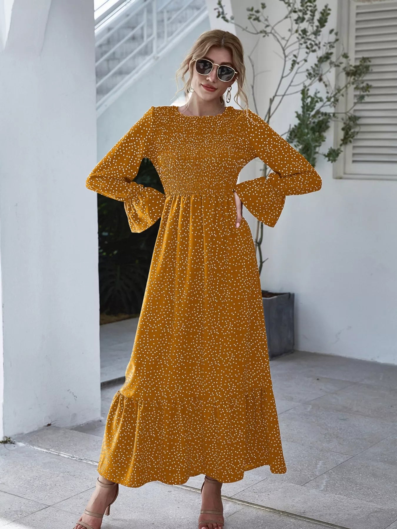 Ruffled Hem Flounce Sleeve Dress