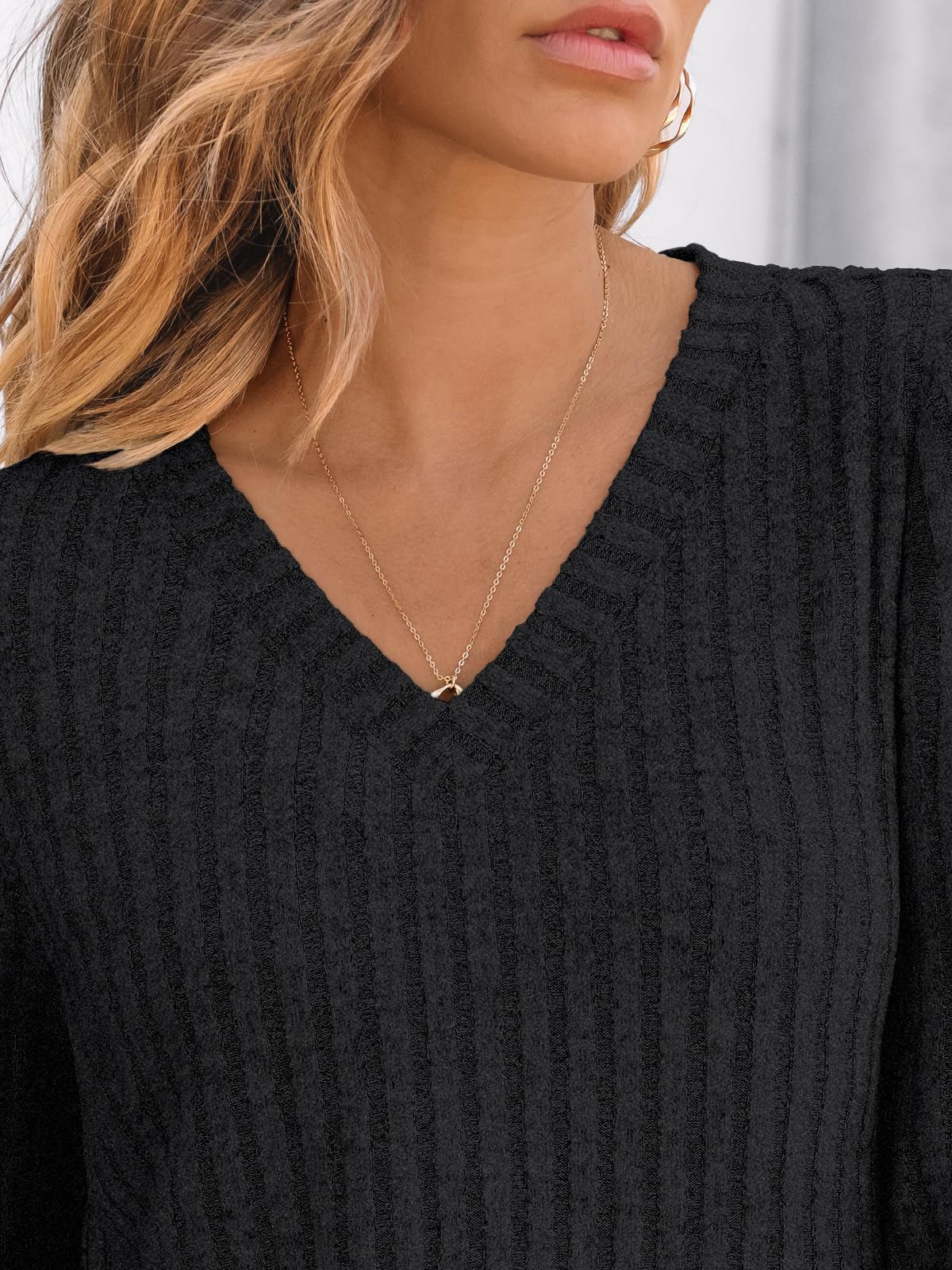 V Neck Long Sleeve Sweater for Women - Loose Fit Tunic Top for Fall & Winter