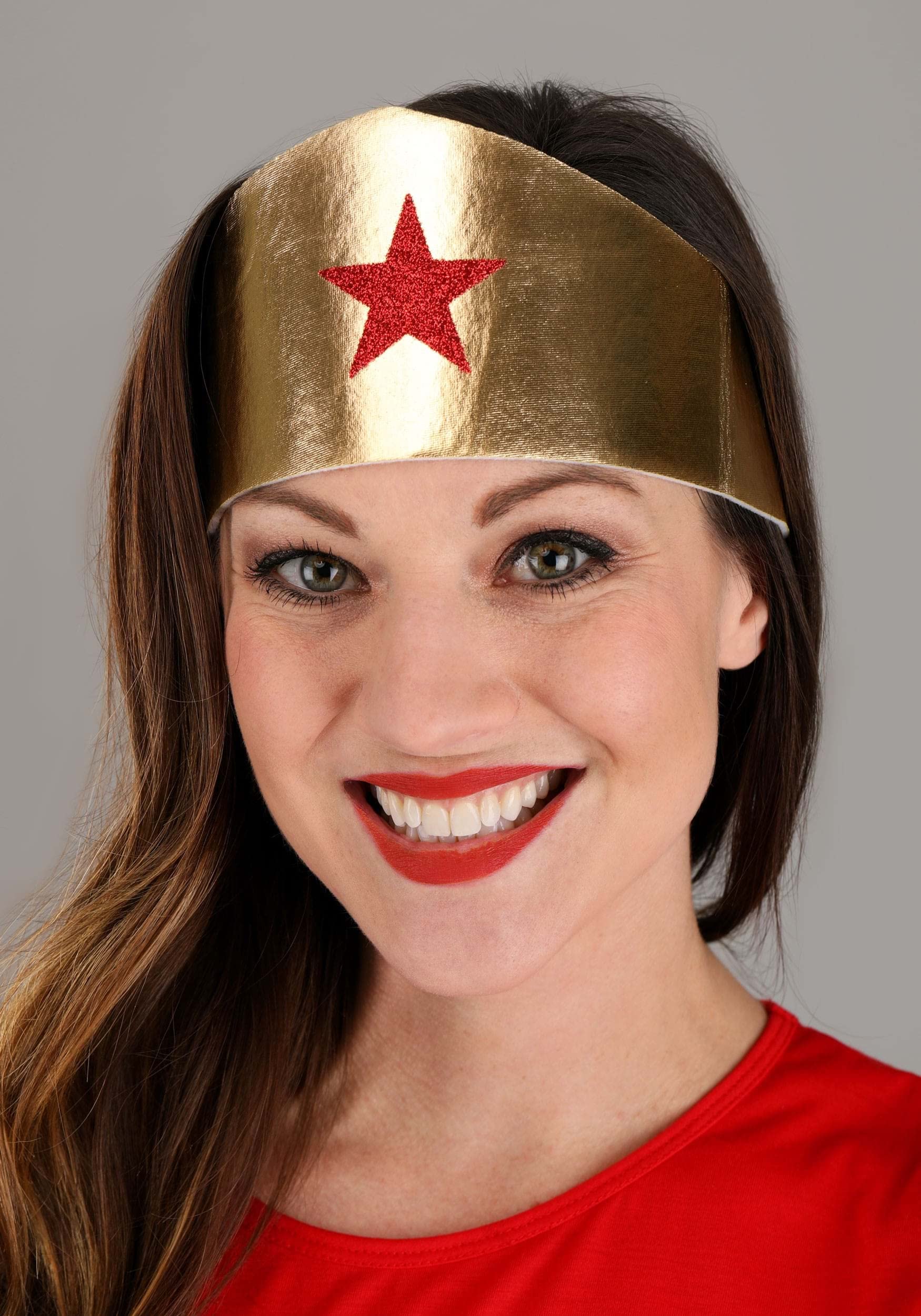 Women's Wonder Woman Costume - Superhero T-Shirt with Cape and Crown