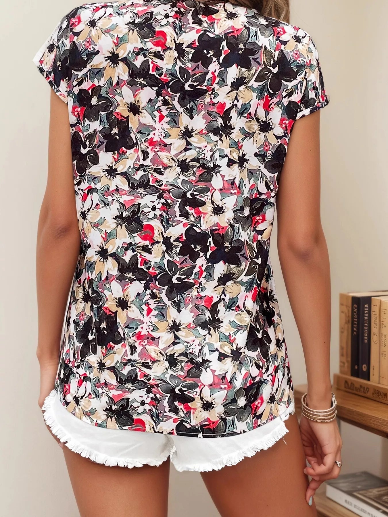 Floral Print V-Neck Short Sleeve T-Shirt