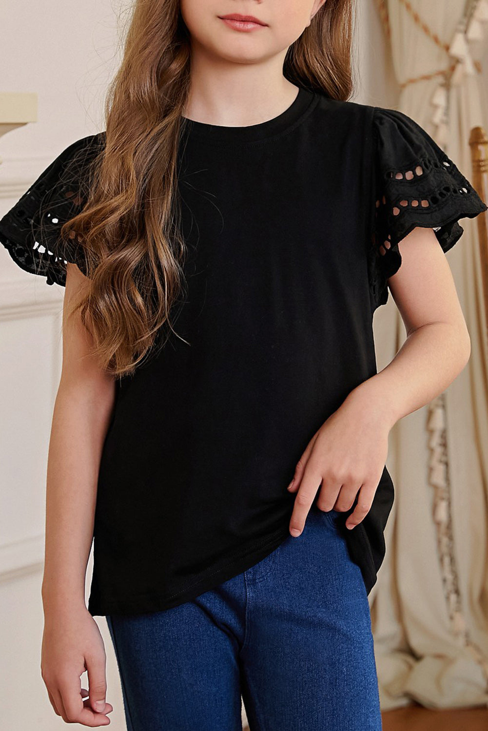 Round Neck Flutter Sleeve T-Shirt Black